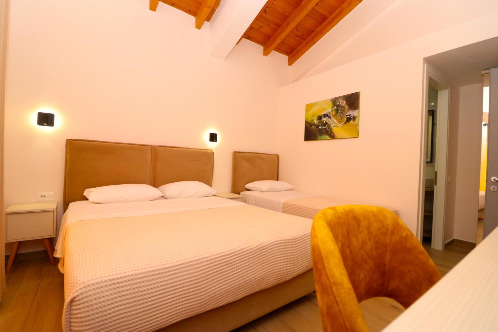 Fegi Rooms ฮีมาเรอ ภายนอก รูปภาพ