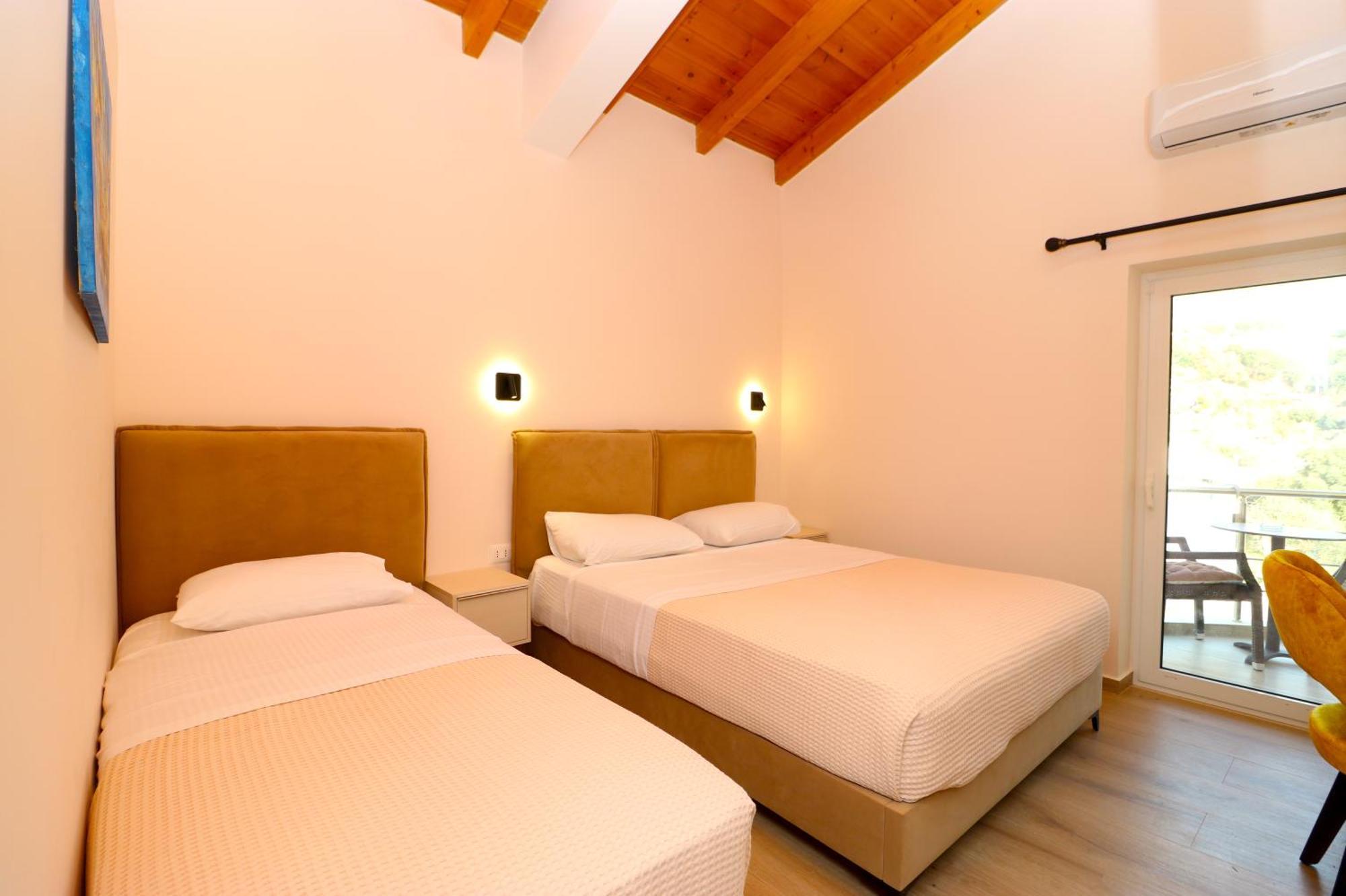 Fegi Rooms ฮีมาเรอ ภายนอก รูปภาพ